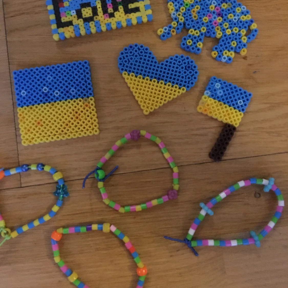 Pärlplattor, armband!