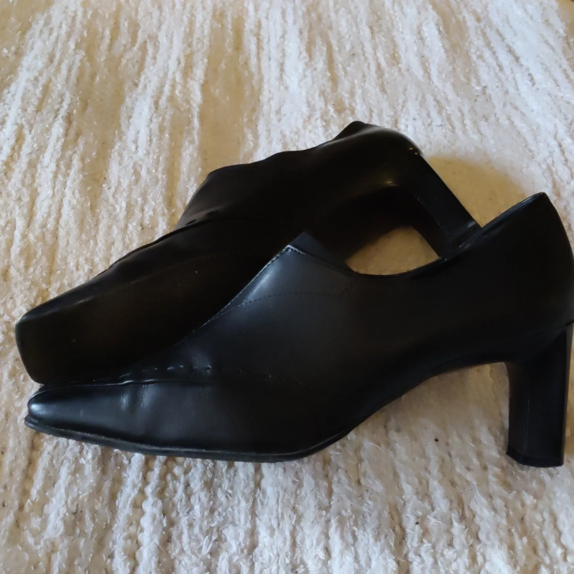 Damskor i svart läder - 91
