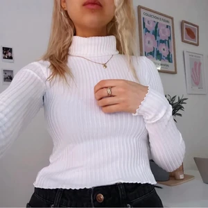 Vit tröja - Superfin tröja från Gina, endast provad!