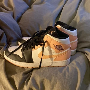 Jordan 1  - Ink frakt, Aldrig använda!