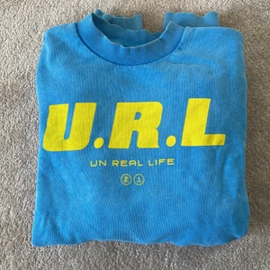 Crewneck/collegetröja, Collusion  - College vintagetröja med tryck, ALDRIG TVÄTTAD, använd max två gånger. Köpte för kanske 2,5 år sedan så den finns ej kvar på marknaden.