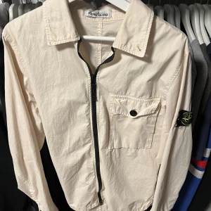 Stone island overshirt  - Stone island overshirt  Storlek M 8/10