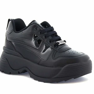 Sneakers från gosexy  - Knappt använda! Jätte fina & sköna. Nypris 1399:- 