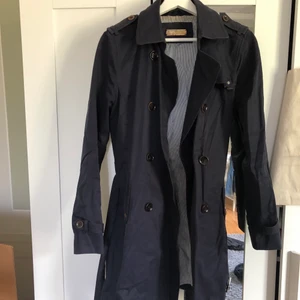 Massimo dutti kappa - Superfin kappa från Massimo dutti. Nyskick