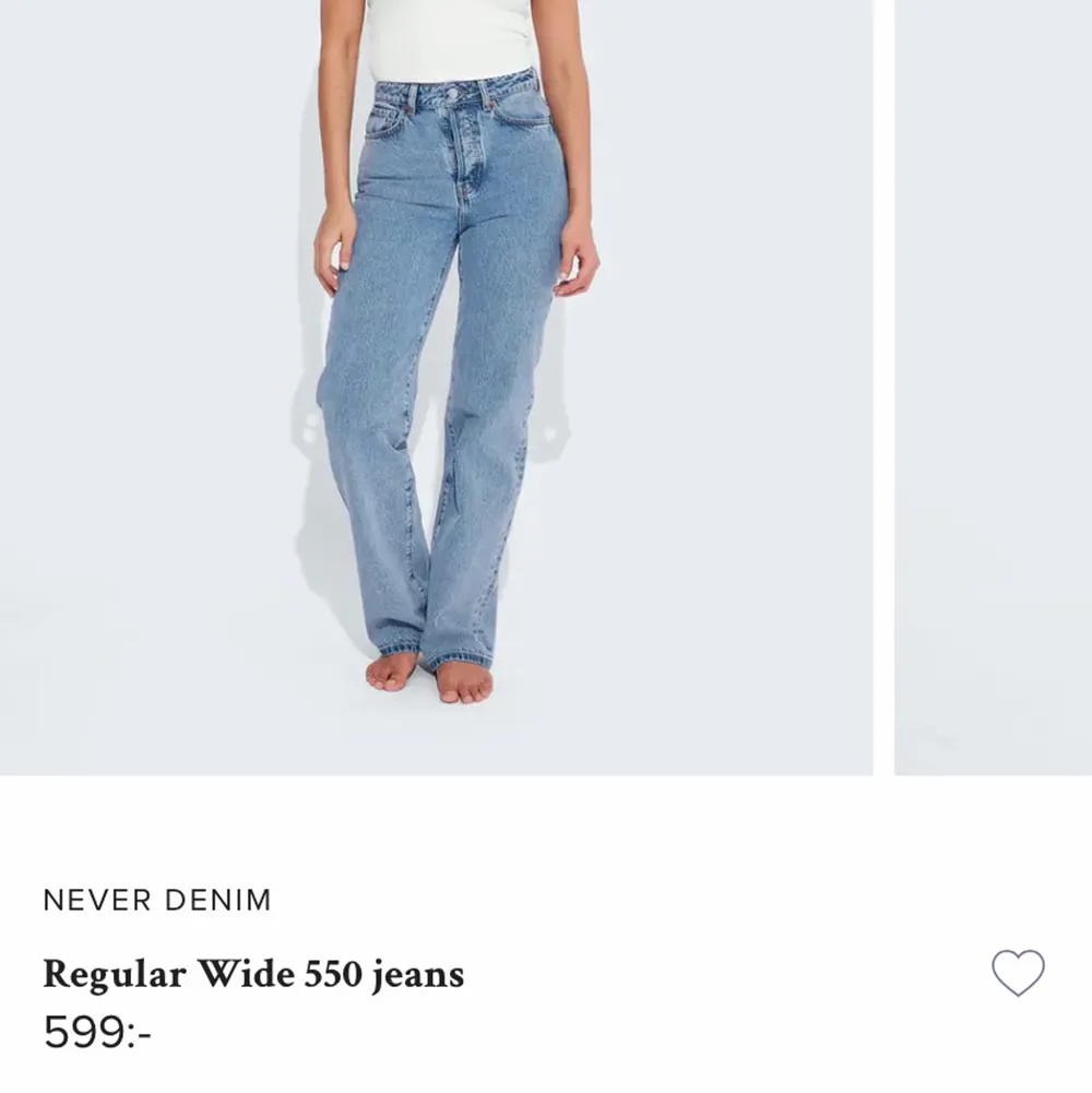 Knappt använda jeans i bra skick från bikbok<3. Jeans & Byxor.