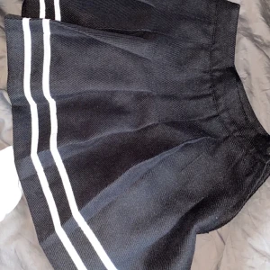 Kjol - Använd nån enstaka gång