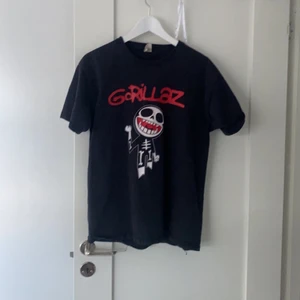 Gorillaz T-shirt  - Kan frakta men står ej för fraktpriset:)