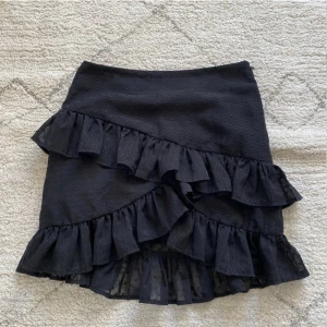 Kjol - Helt oanvänd 