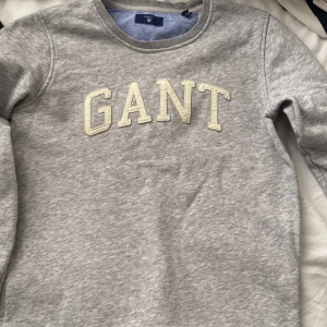 Gant - Snygg Gant tröja. Använder inte. Säljes för 400kr