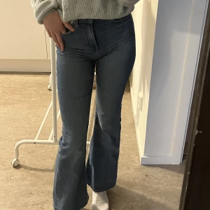 Jeans  - Bootcut jeans i storlek S