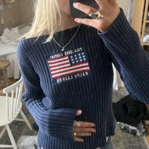 Ralph Lauren tröja  - Ralph Lauren tröja som sitter superfint! 