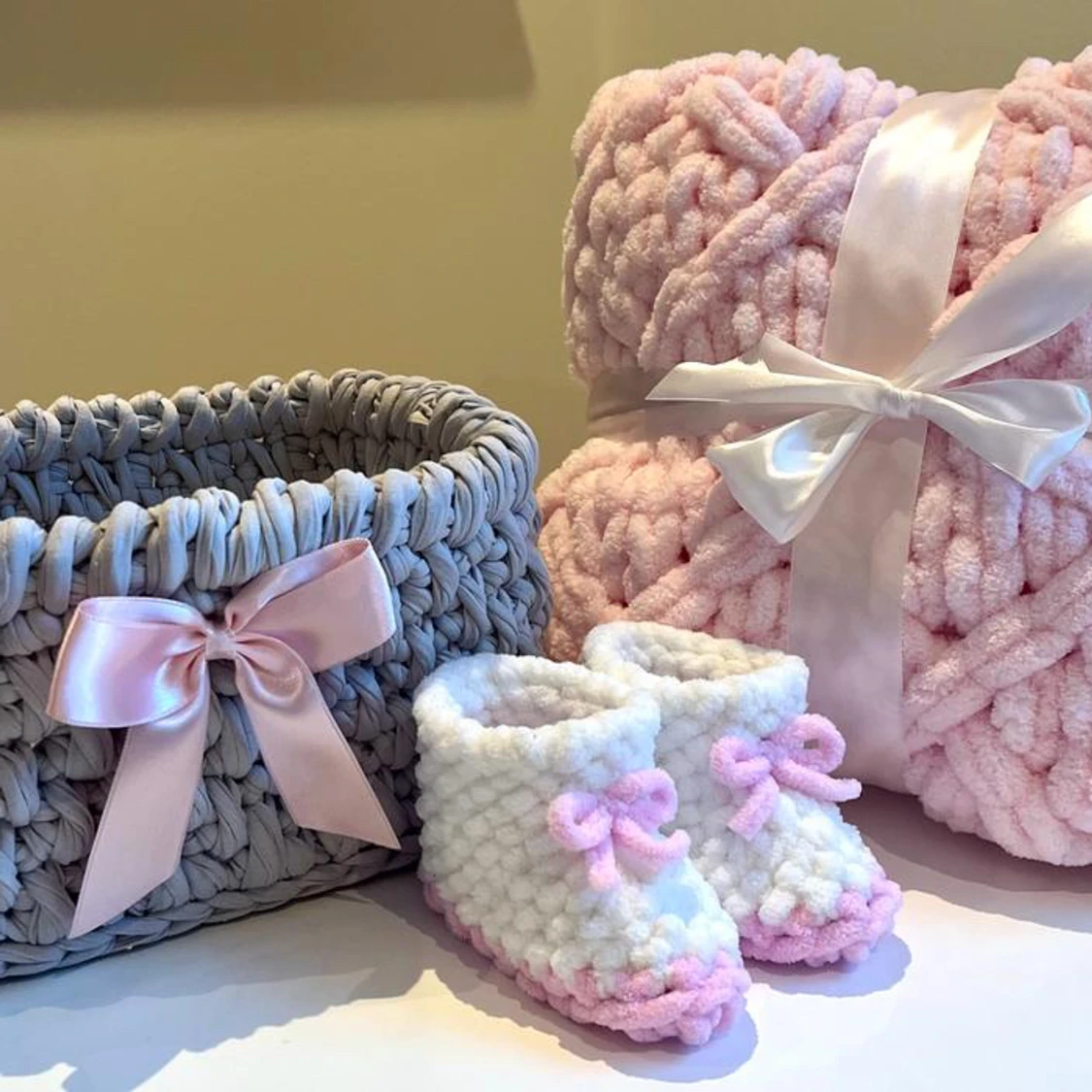 Babyset pläd sockor korg - 91