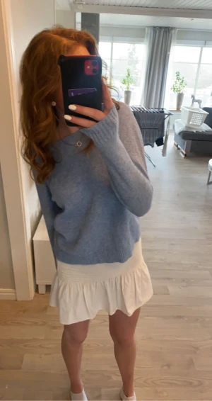 Blå stickad tröja - Jätte fint skick