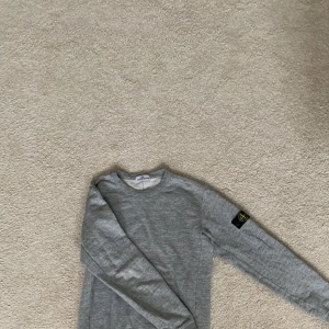 Stone Island tröja - Stone Island tröja i ny skick!