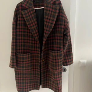 Zarakappa - Kappa från Zara, i fint skick 