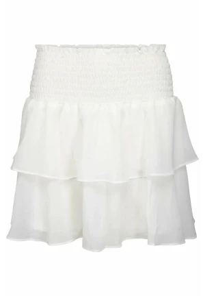 Chelsea kjol vit  - Säljer denna superfina kjol från Chelsea. (Lånade bilder, kom priv för mer). Nypris 400kr, kan användas som både kjol och topp. (Pris kan diskuteras, köparen står för frakt)❤️❤️❤️😊🛍