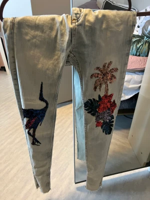 Jeans Pull and Bear - Used Once, Size 34