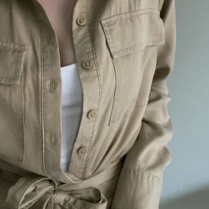 Jumpsuit från Gina Tricot  - Jumpsuit från Gina Tricot. Använd ett fåtal gånger 