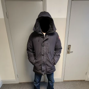 Cheated Parka Canada Goose - Storlek M/M Använd men bra skick. Pris kan diskuteras. 