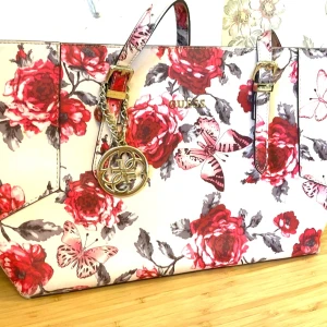 Guess - Superfin väska 