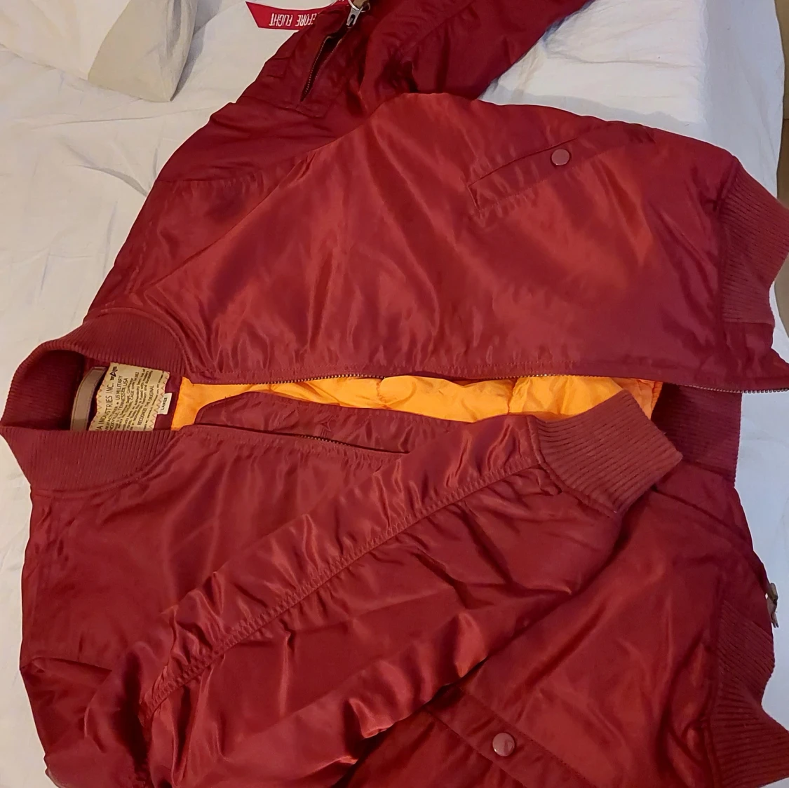 Alpha Industries MA-1 Vinröd - 90