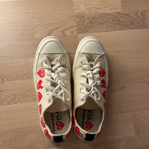 cdg play x converse  - cdg play x converse (few signs of wear but otherwise good condition) 