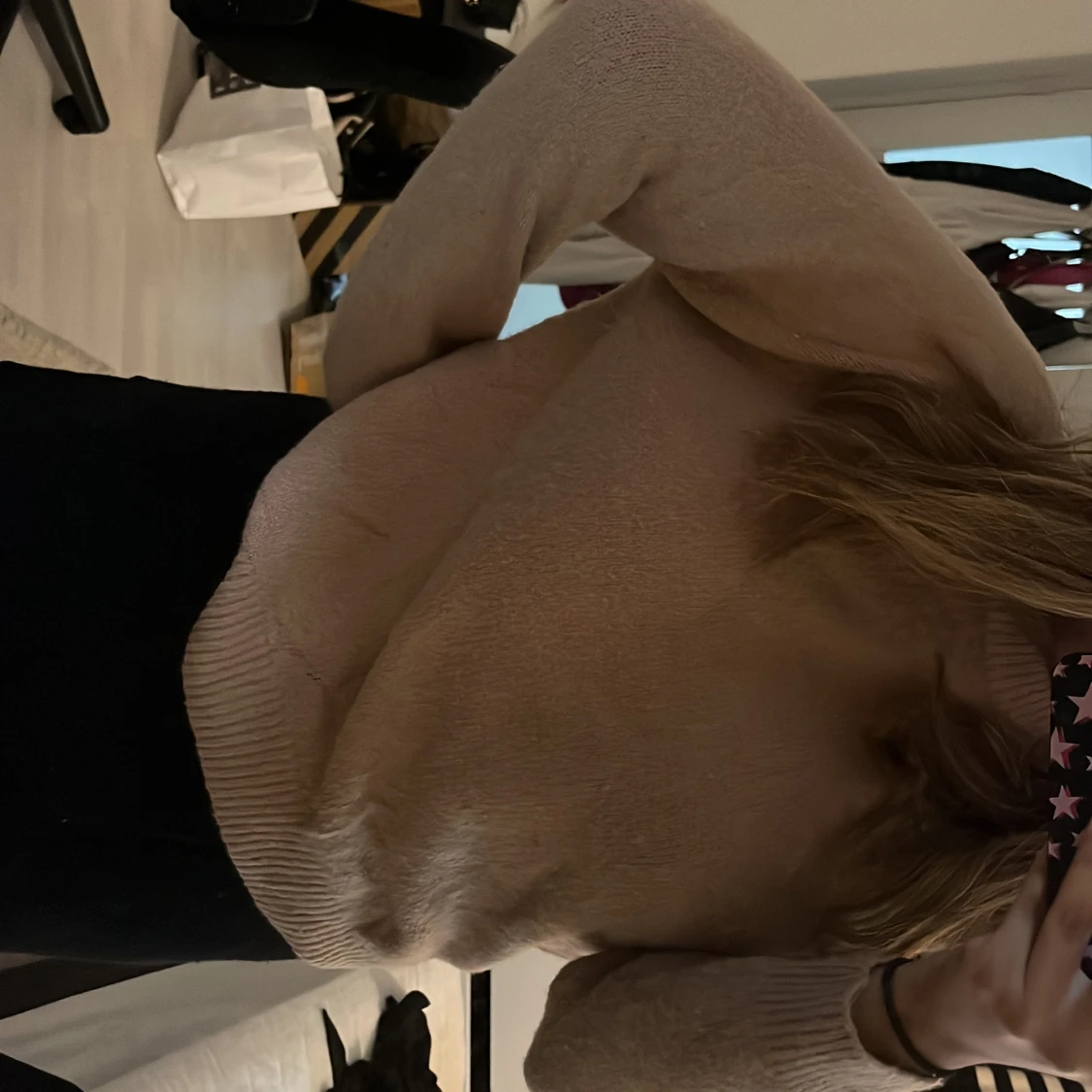 Beige stickad tröja från Zara - 90