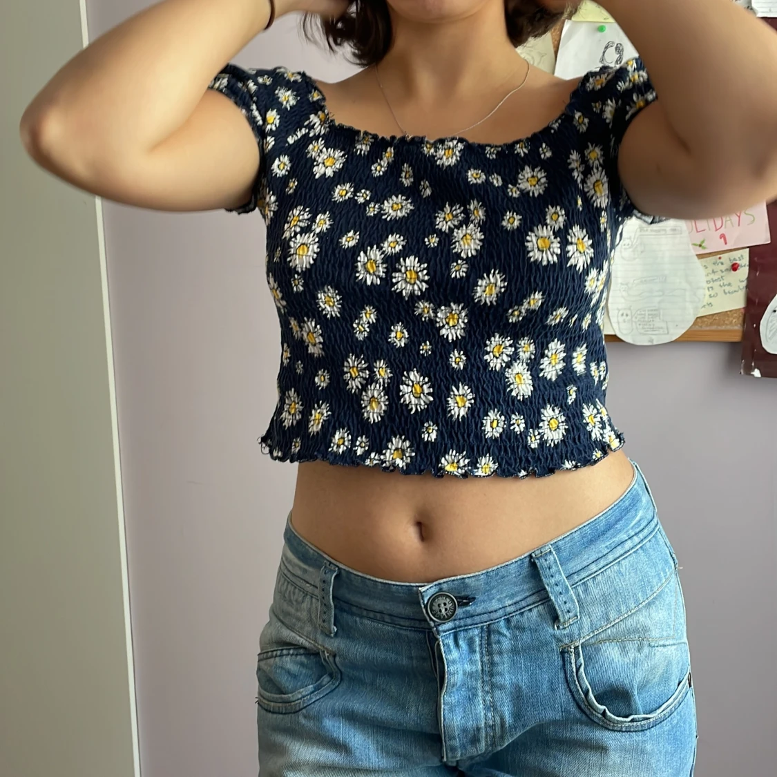 Off the shoulder crop top  - 90