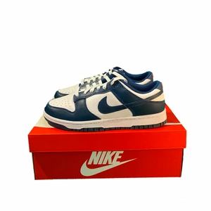 Nike Dunk Low "Valerian Blue" - Helt ny  Skicka DM vid frågor eller fler bilder.