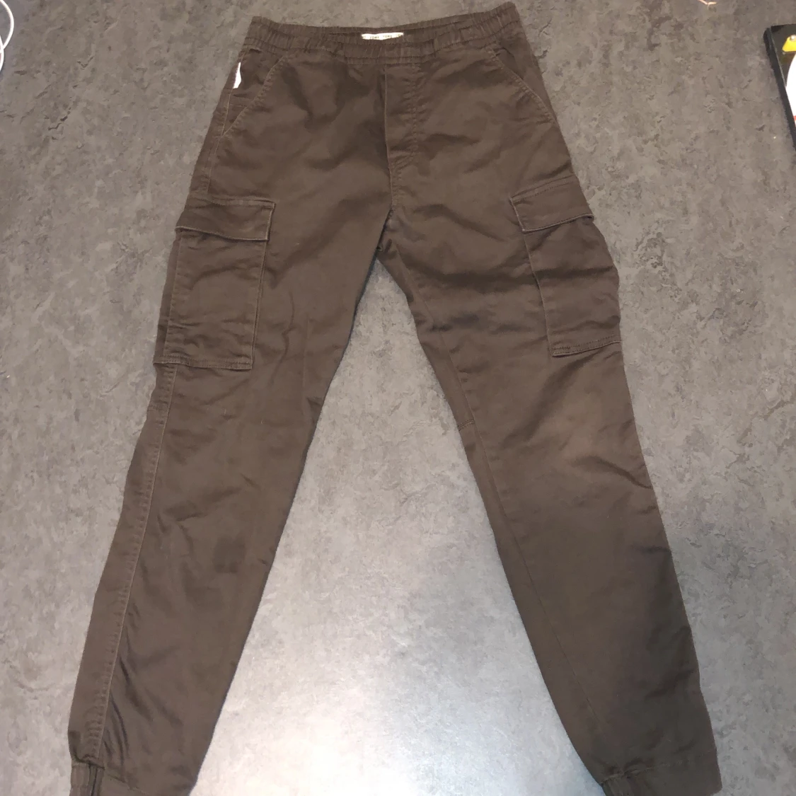 Yōke cargo byxor från junkyard