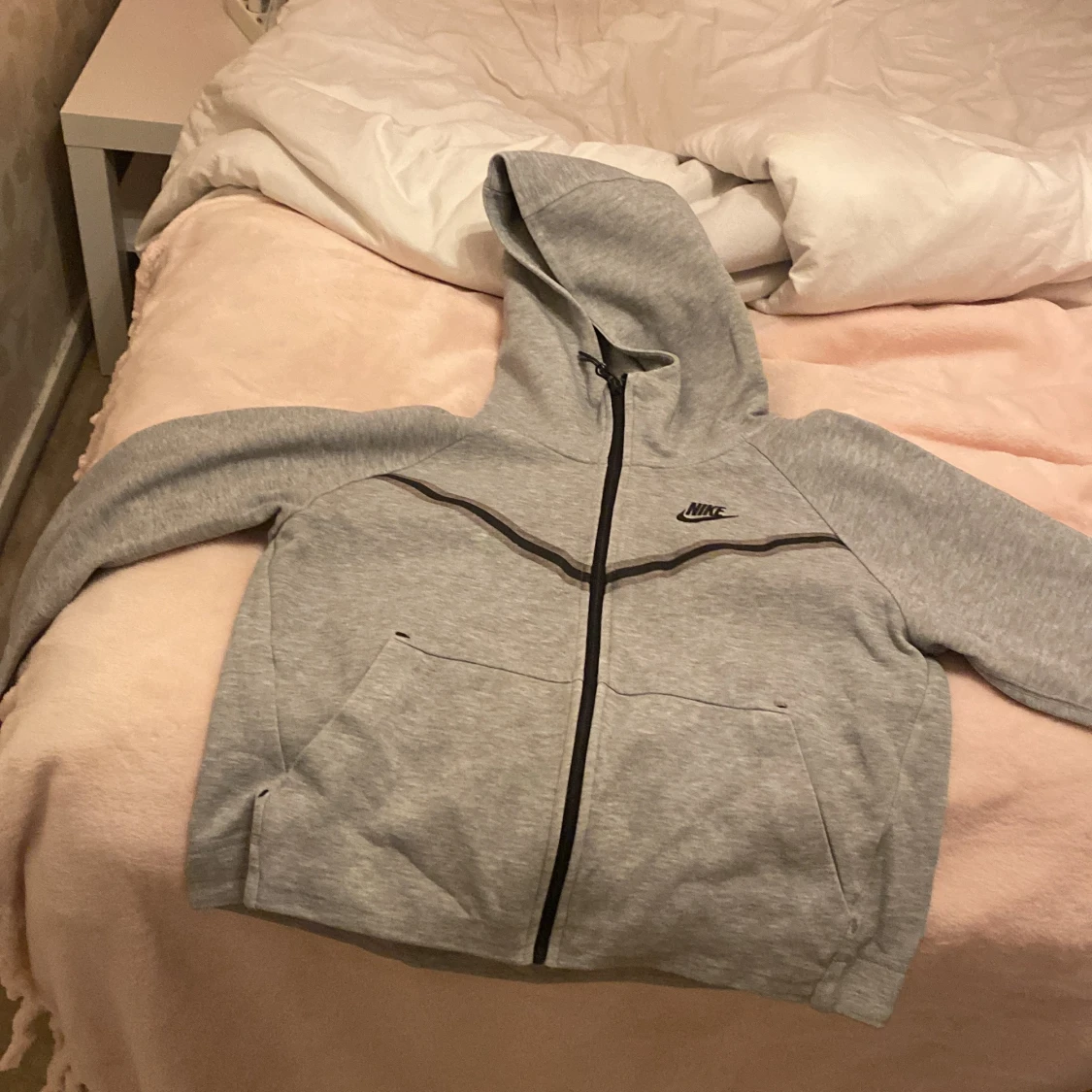 Nike tech fleece 