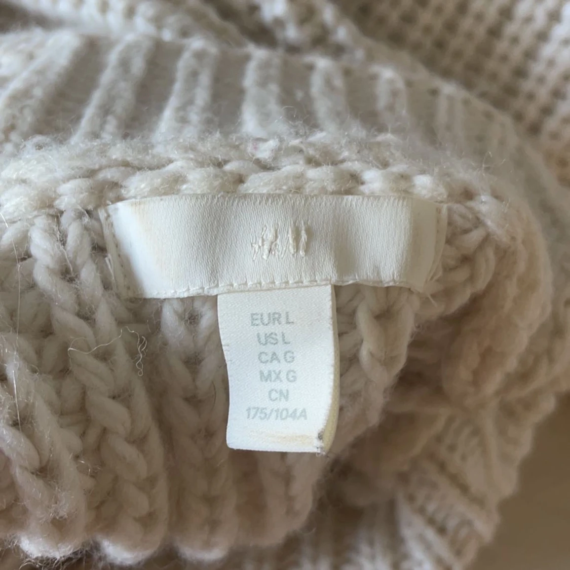 Stickad tröja från Hm  - 91