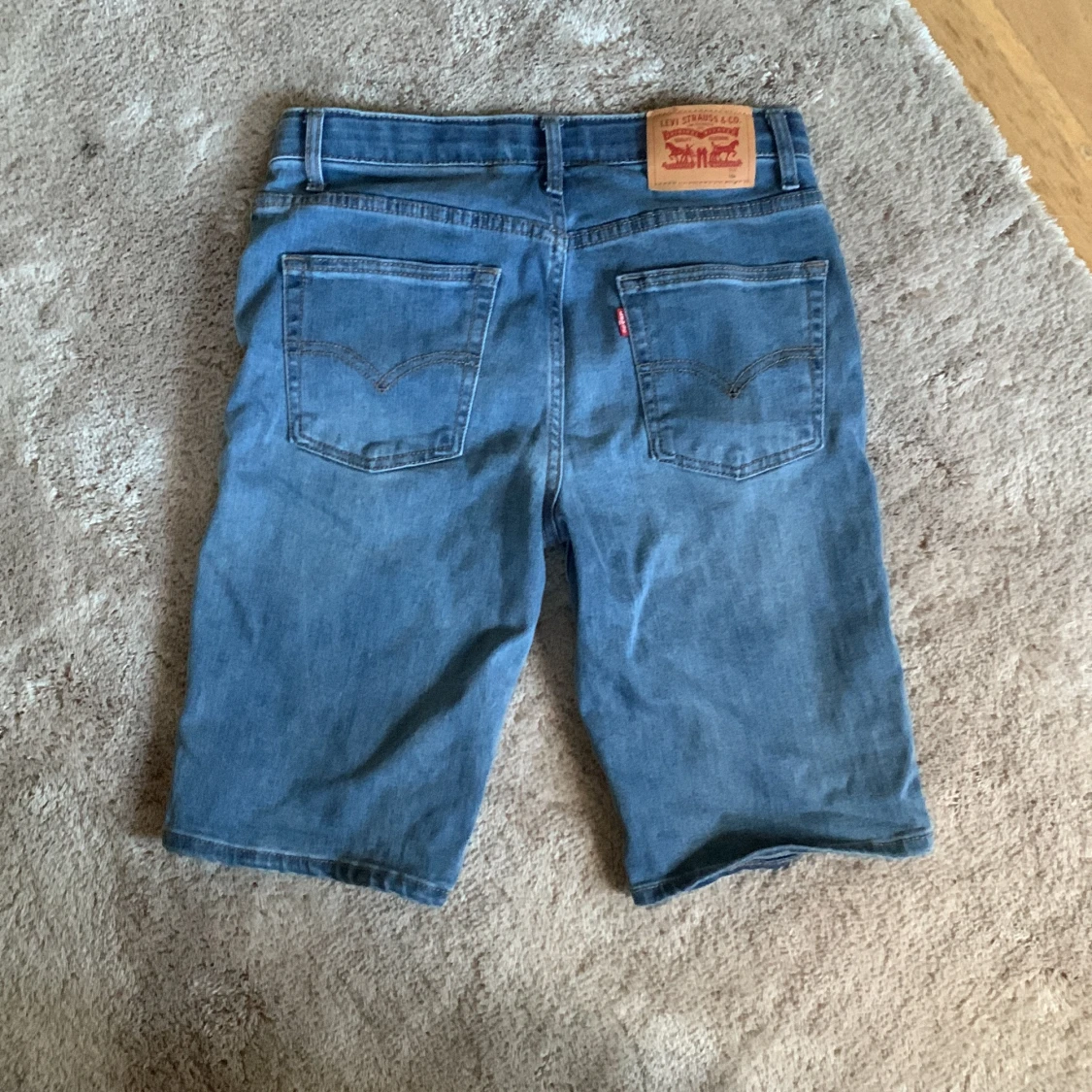 Levis shorts - 90