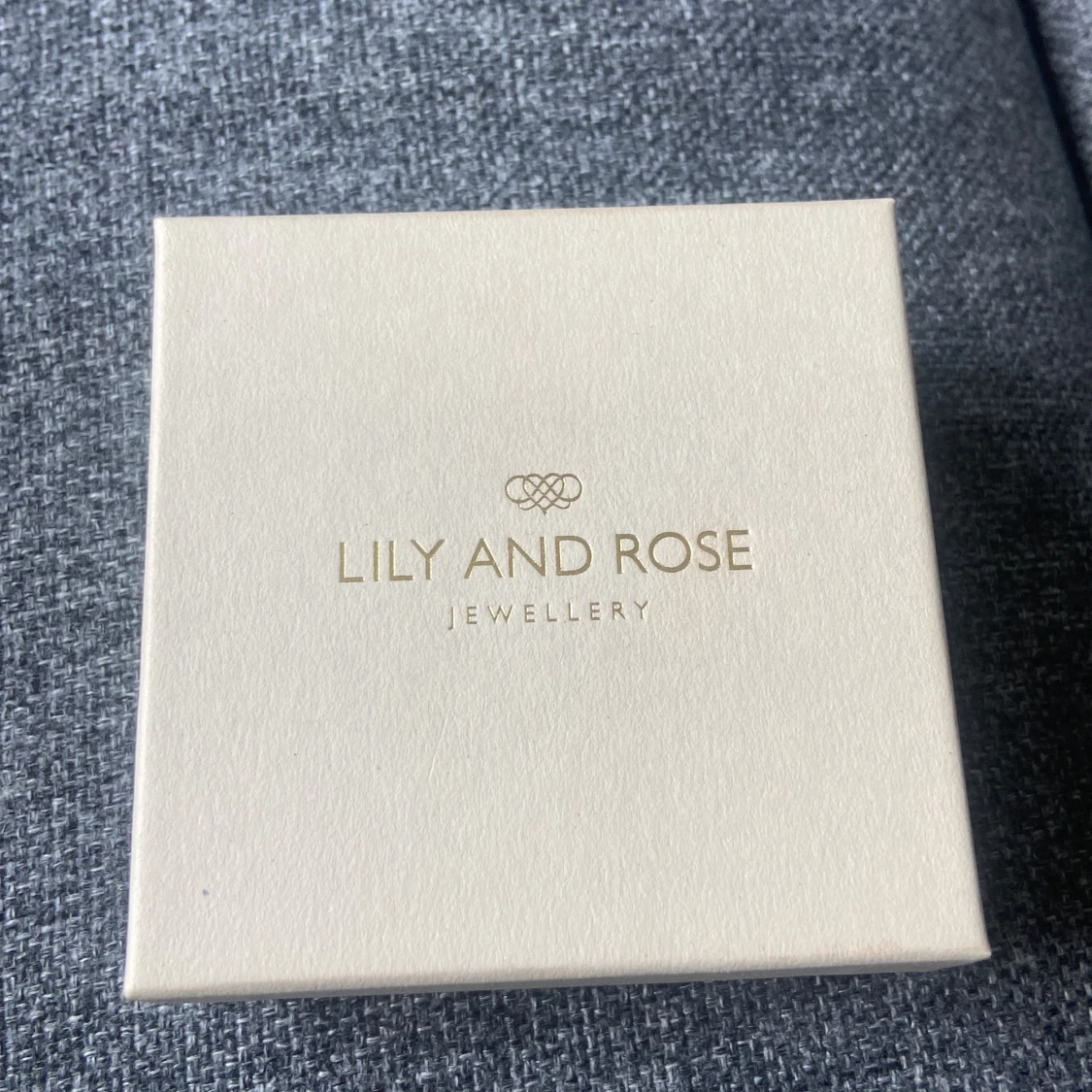 Lily and Rose halsband + armband - 90