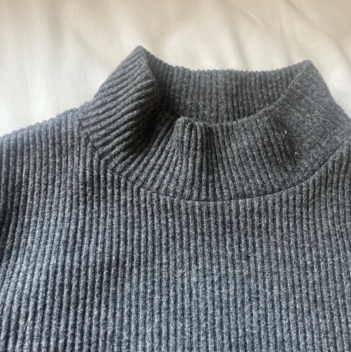 Halvpolo med fina detaljer - 91