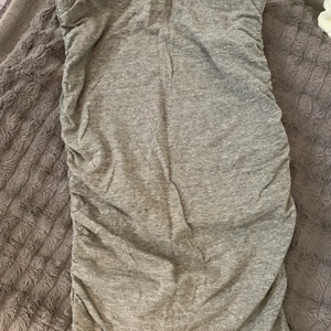 Kjol - Använd fåtal gånger. Bra passform 