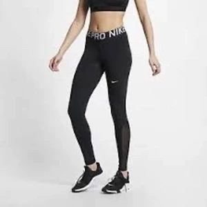 Nike pro tights strl xxs - Ett par Nike pro tights i storlek L barn men passar även XXS och XS. De är i nyskick och är bara använda några gånger. Om ni vill ha fler bilder är det bara att höra av sig. Köpare står för frakt.