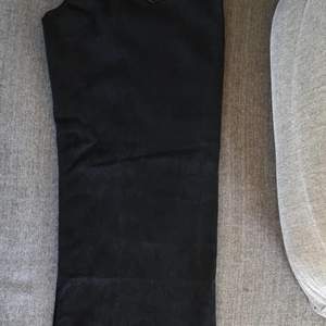 Svarta vida jeans, See See från Misspap, Helt nya, oanvända