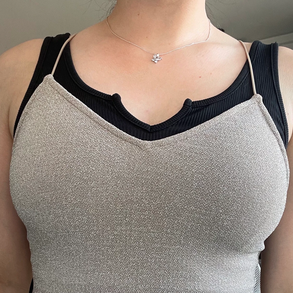 klänning beige glittrig - 90