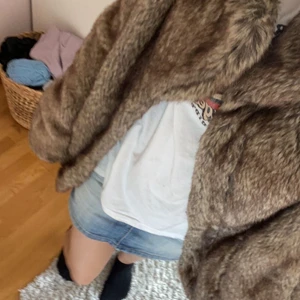 Jacka - Fakepäls från only storlek S🫶