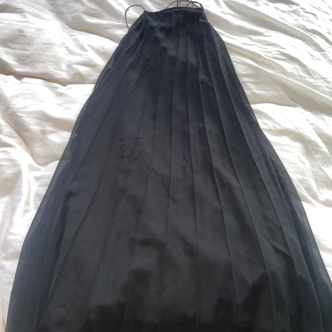 Klänning med öppen rygg