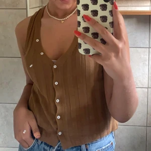 Stickat linne - Stickat linne från Lindex i khakigrönt/beige 