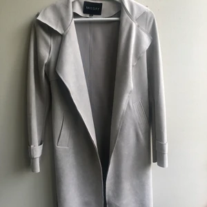 Kappa  - En helt oanvänd Kappa, fin skön material och stilig. 