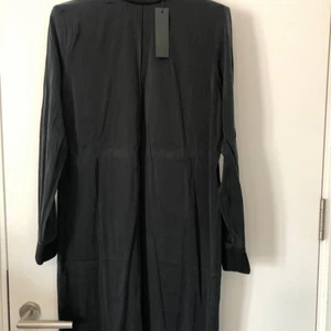 J.lindeberg dress - Tag is still on, new condition.