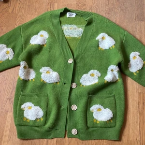 Kofta från Aelfric Eden - Kofta i nyskick! Lyssnar på alla bud!