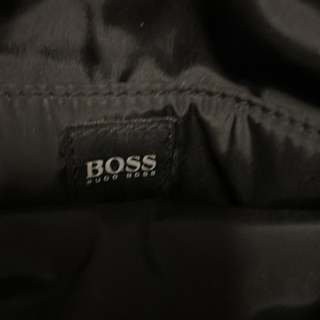 Hugo boss väska  - 90