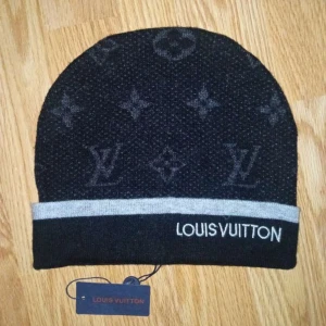 Louis Vuitton set - Helt nytt & oanvänt. Säljs endast tillsammans! 