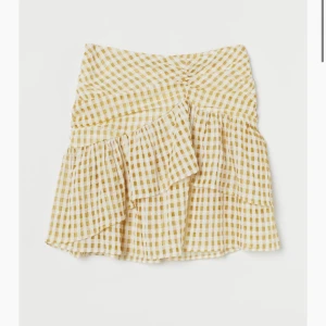 Slutsåld kjol - Aldrig använd!❤️