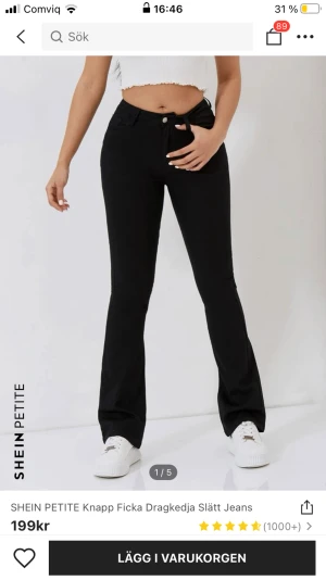 Flared jeans - För små helt nya aldrig använt