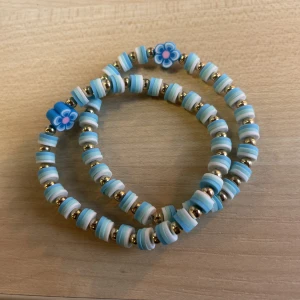 Jewelstar Armband - Armband från Jewelstar med blommotiv.